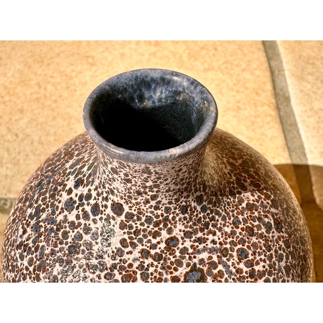 Handmade Brown Speckled Glazed Ceramic Vase from Römhild, Thuringia, GDR / Germany, 1970s For Sale - Image 6 of 12