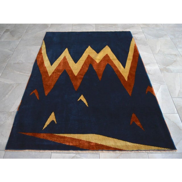 1980s Vintage Rug Comtemporary Hand Knotted Blue Area Rug - 4' 9" × 6' 7" For Sale - Image 10 of 10