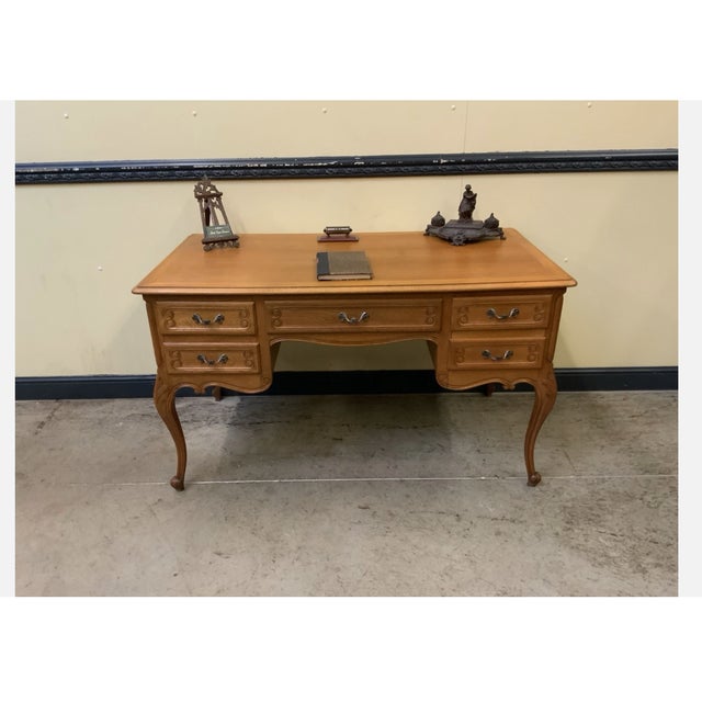 Vintage Louis XV Desk, 1950 For Sale - Image 3 of 11