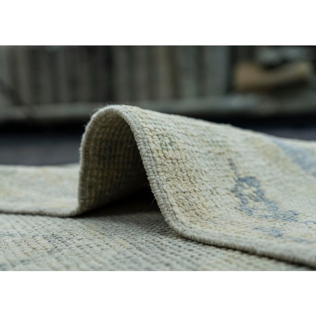 Textile Turkish Oushak Rug 2'2"x 5'10" #19430 For Sale - Image 7 of 8