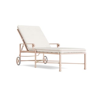 Brown Jordan Venetian Adjustable Chaise With Wheels in Blush with Sea Salt and Dusty Pink Welt Cushions For Sale