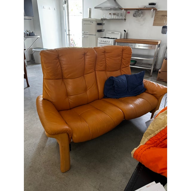 Animal Skin 1990s Ekornes Stressless Reclining Leather Sofa For Sale - Image 7 of 9