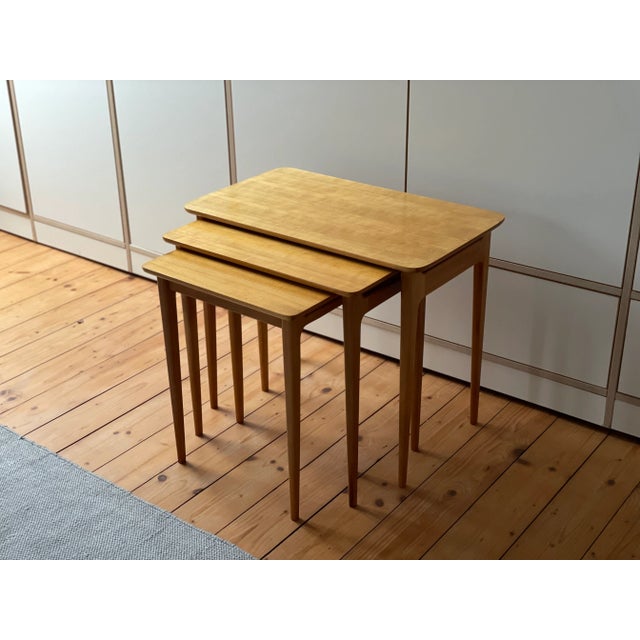 Original 50s 60s! Beautiful luxury set set tables for your Stuga! The tables are of high quality and well preserved. They...