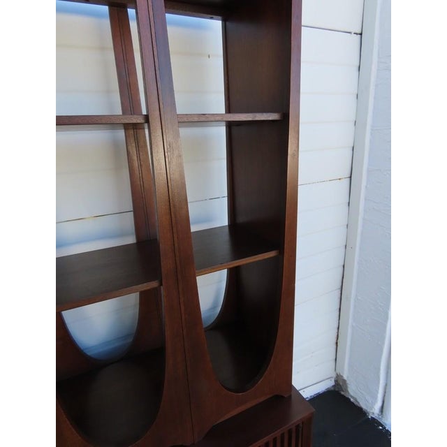 Broyhill Brasilia Two Part Room Divider Wall Unit Shelf 6397 For Sale - Image 13 of 17