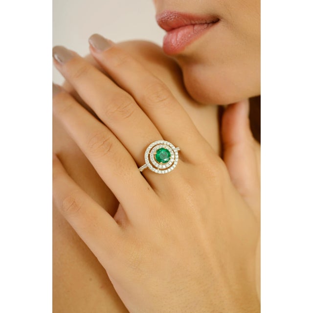 Green 18k Halo Diamond Round Emerald Bridal Ring Size 6 For Sale - Image 8 of 12