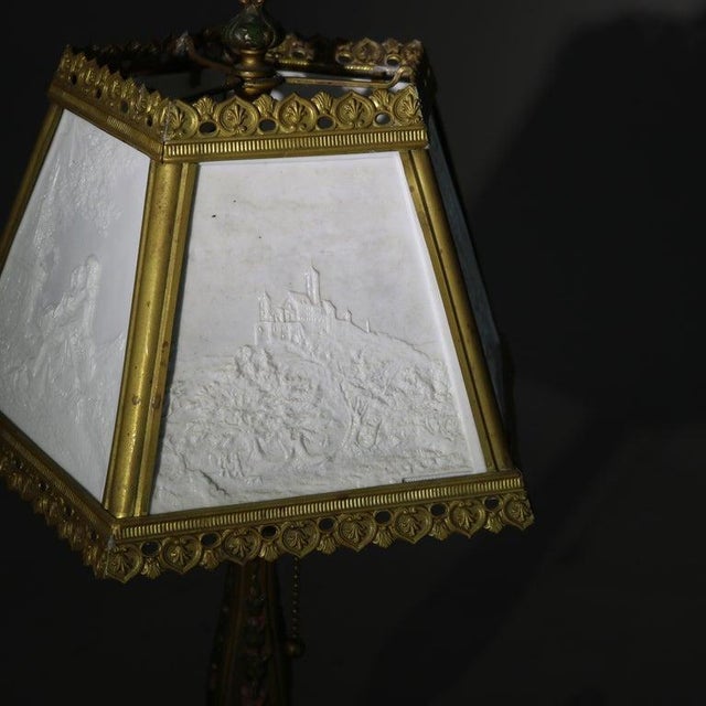 Antique Lithophane Arts & Crafts Embossed 5 Panel Glass Table Lamp C1910 For Sale - Image 9 of 12