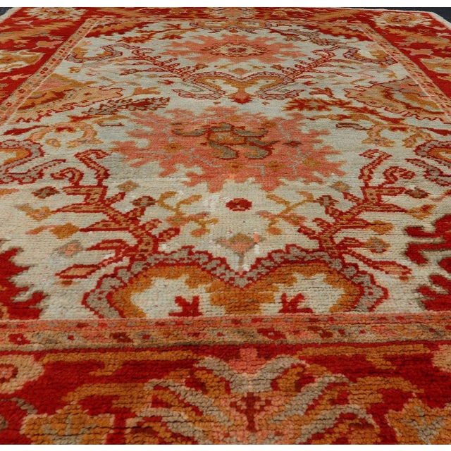 Antique Turkish Oushak With Elegant Motifs in Red, Ivory, Gold and Salmon Pink 7 X 9'8 For Sale In Atlanta - Image 6 of 15