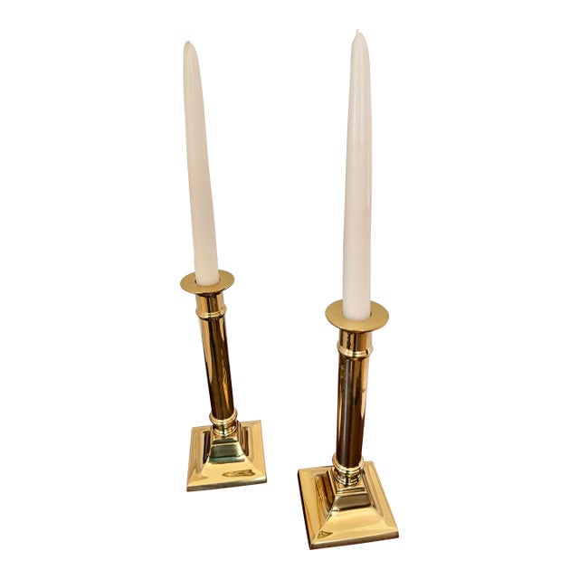 Pair of Vintage Polished Brass Neoclassical Column Candlesticks- Heavy For Sale
