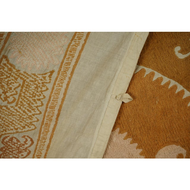 Pale Suzani From Samarkand Uzbekistan - Wall Textile For Sale - Image 10 of 10