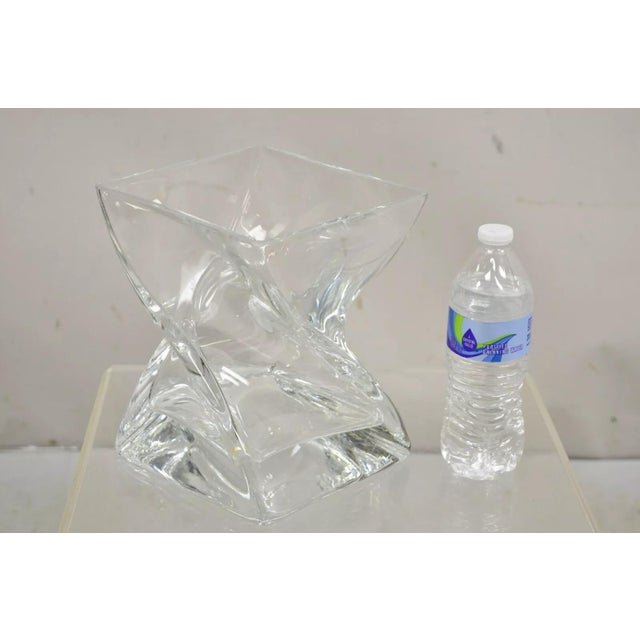 Late 20th Century Konart Turkish Modern Abstract Twisted Glass Crystal Vase Centerpiece (A) For Sale - Image 10 of 11