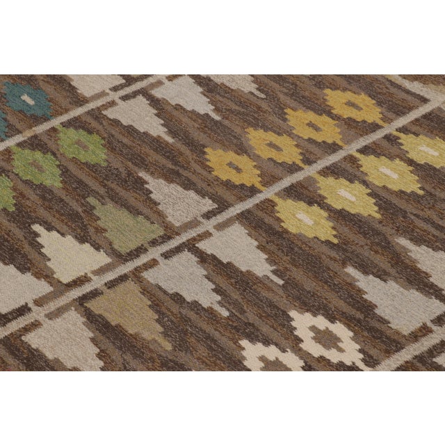 1950s Vintage Swedish Kilim With All-Over Geometric Play in Earthy Tones - Rug & Kilim For Sale - Image 5 of 7
