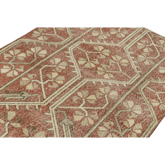 1960s Vintage Zeki Müren Rug in Brown With Beige Pattern, by Rug & Kilim For Sale - Image 5 of 7