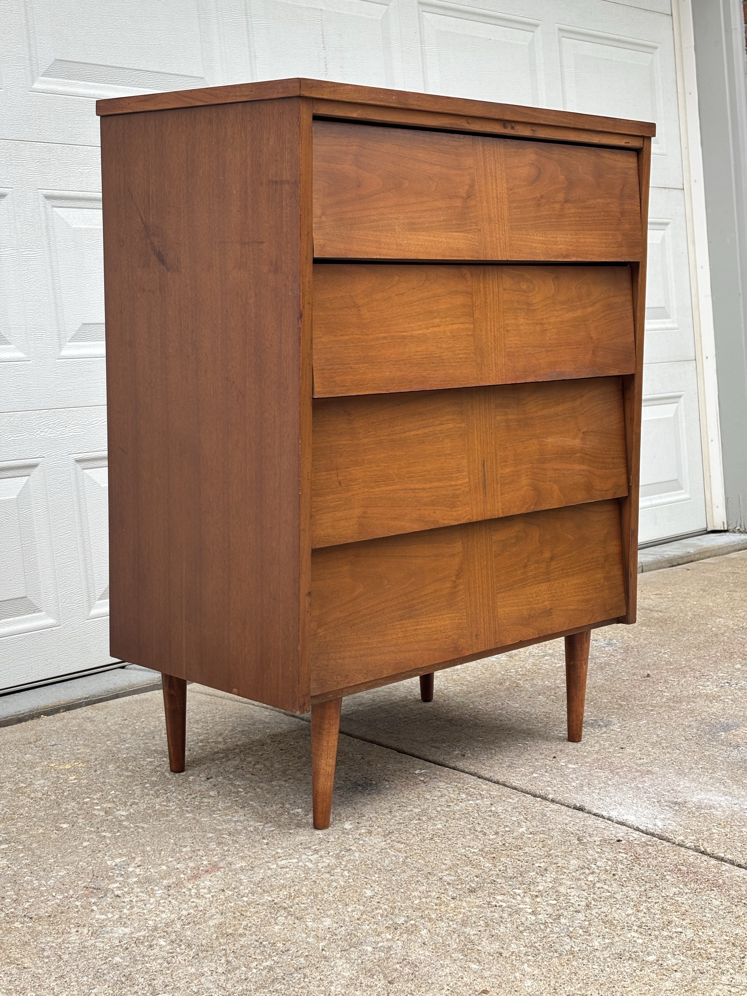 brown 4 drawer dresser Delta Children Saint 4 Drawer Dresser with Changing Top main image 1