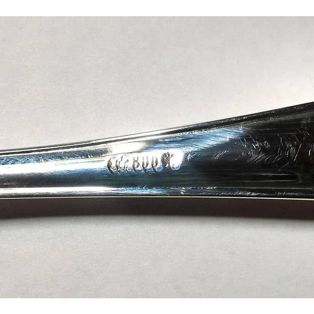 Art Deco Silver Cutlery Set for 12 in Showcase attributed to Bruckmann &Sons Germany, 1920s, Set of 140 For Sale - Image 9 of 10