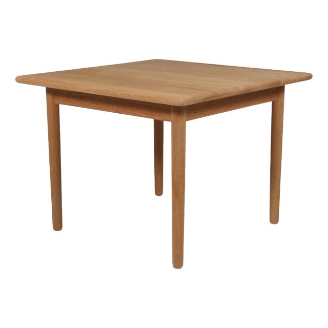 Model GE15 Coffee Table in Oak attributed to Hans J. Wegner for Getama, 2000s For Sale