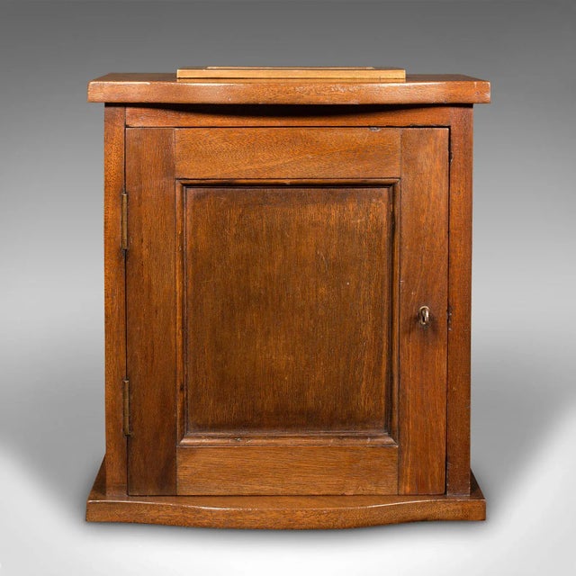 1910s Antique Edwardian English Country House Hotel Letterbox For Sale - Image 6 of 10