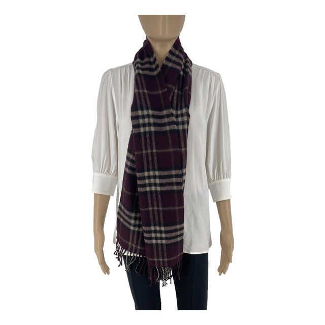 Late 20th Century Burberry Dark Purple Plaid 100% Wool Scarf For Sale
