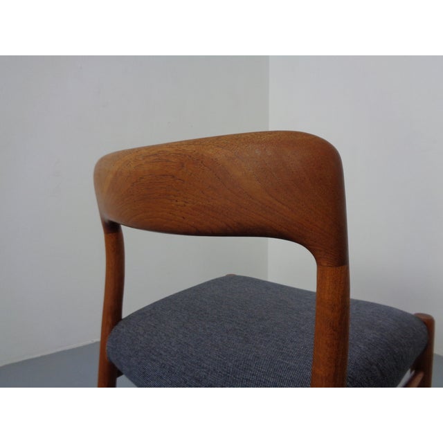 Danish Model 75 Chair in Oak by Niels Otto Møller for J.L. Møllers, 1960s For Sale - Image 12 of 17