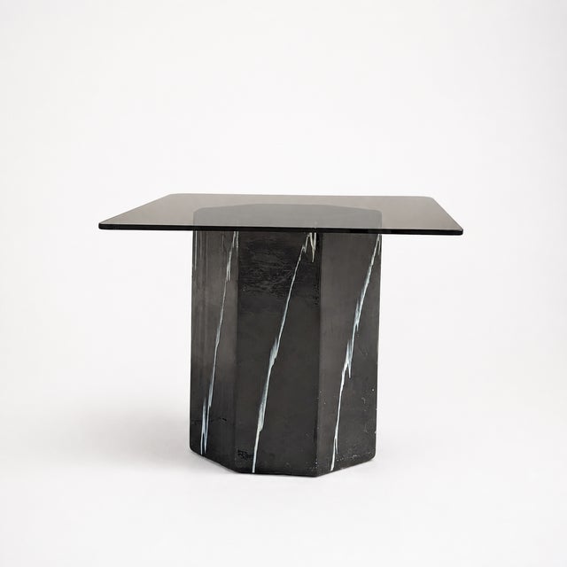 Postmodern Faux Marble Pedestal Side Table – Ceramic & Glass, 1980s, Mid-Century For Sale In Los Angeles - Image 6 of 17