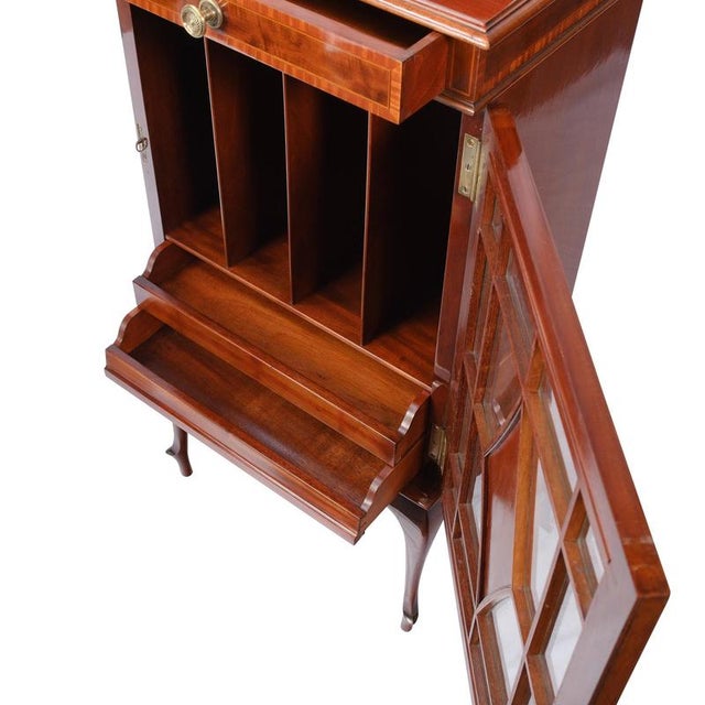 Small music cabinet, England, circa 1900 (Edwardian period), mahogany, suitable for sheet music, records, magazines, and...