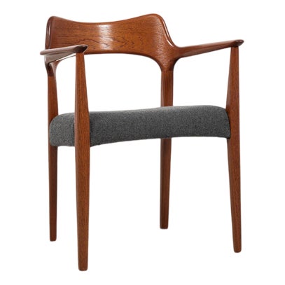 Mid-Century Danish Chair with Armrests in Teak attributed to Arne Hovmand Olsen for Mogens Kold, 1960s For Sale