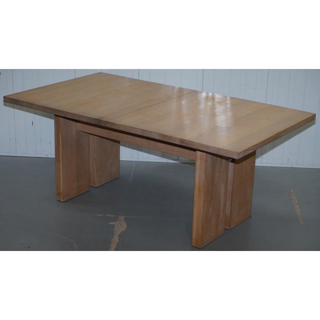 The table is in nice condition, it will have the odd patina mark form normal use, some scratches on top, mostly it's in...