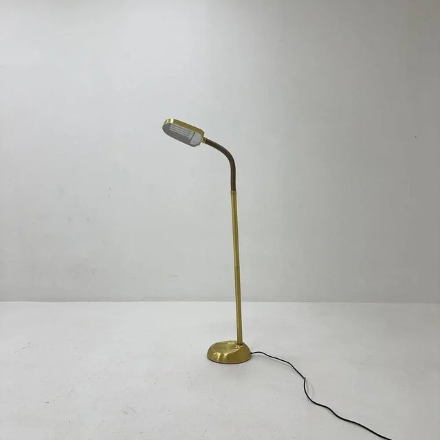 Mid-Century Balanced Spectrum Jefferson Avenue Adjustable Brass Floor Lamp 1980s For Sale - Image 3 of 11