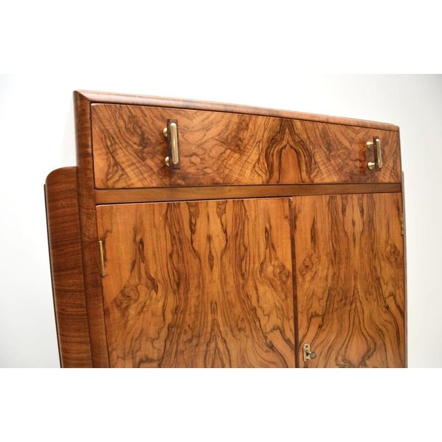 Brown Art Deco Figured Walnut Compact Wardrobe, 1930s For Sale - Image 8 of 11
