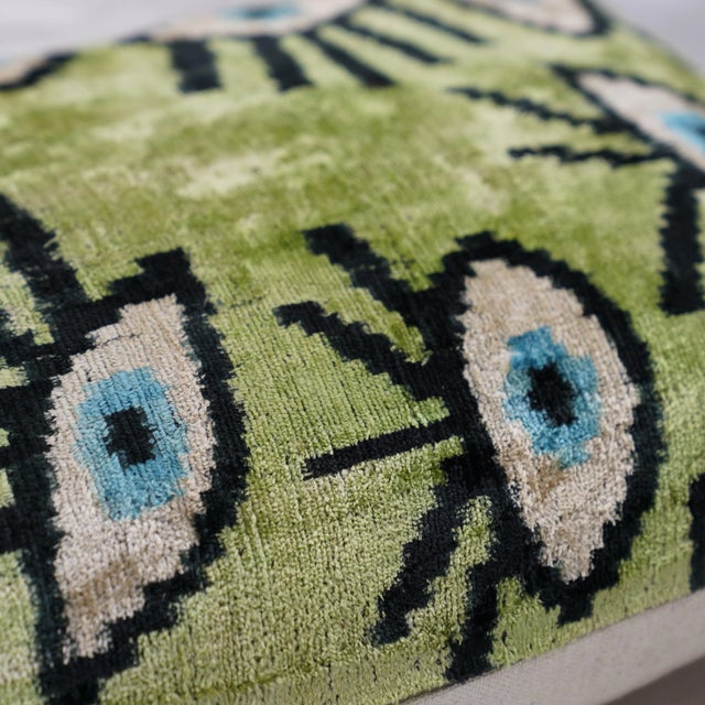 100% silk velvet material makes the throw pillows super soft and cozy with a delicate touch giving your room a more...