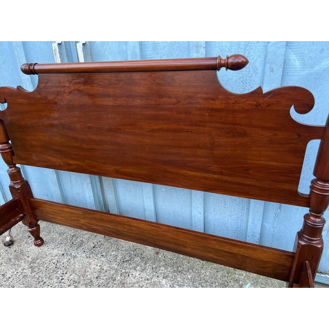 Late 20th Century Henkel Harris Traditional Solid Cherry Pineapple Four Poster Queen Bed Frame. For Sale - Image 5 of 18