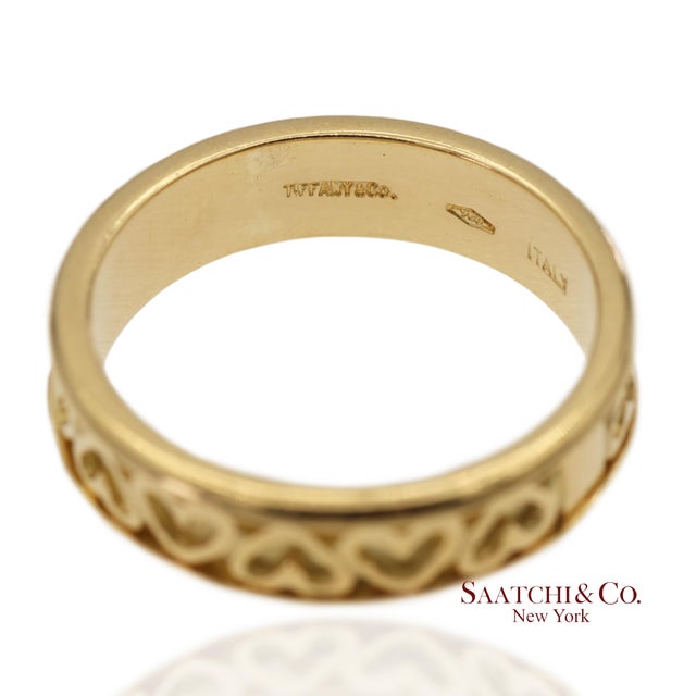 Vintage Tiffany & Co. 18k 750 Solid Yellow Gold Heart Shape Band Ring, Size 5 For Sale - Image 9 of 11