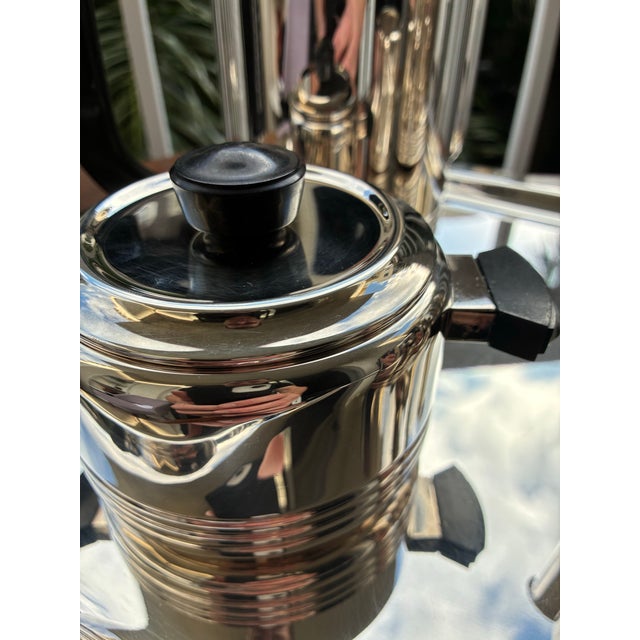 Christofle Gallia Model 0501 Art Deco Silver-Plated Coffee & Tea Service With Tray — 5 Pieces, France c.1930 For Sale - Image 9 of 12