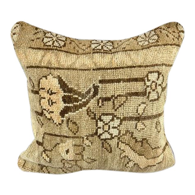 20 x 20 Rug Pillow Velvet Whisper Turkish Pillow Cushion Cover For Sale