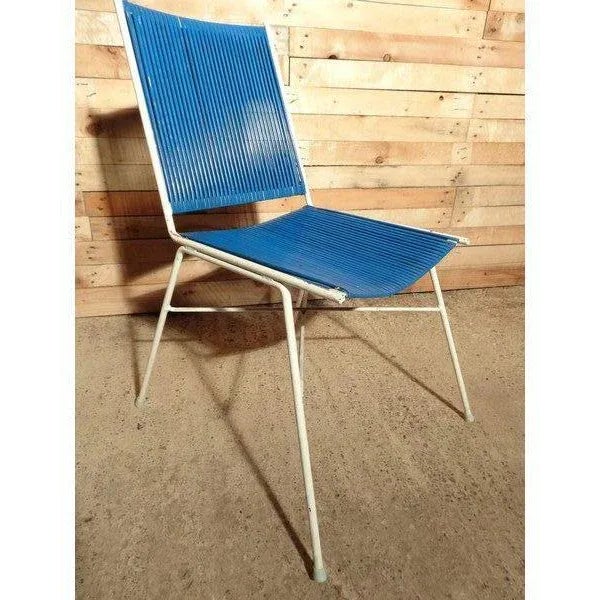 Metal Set of French Red and Blue Wire Chairs, 1960s For Sale - Image 7 of 11