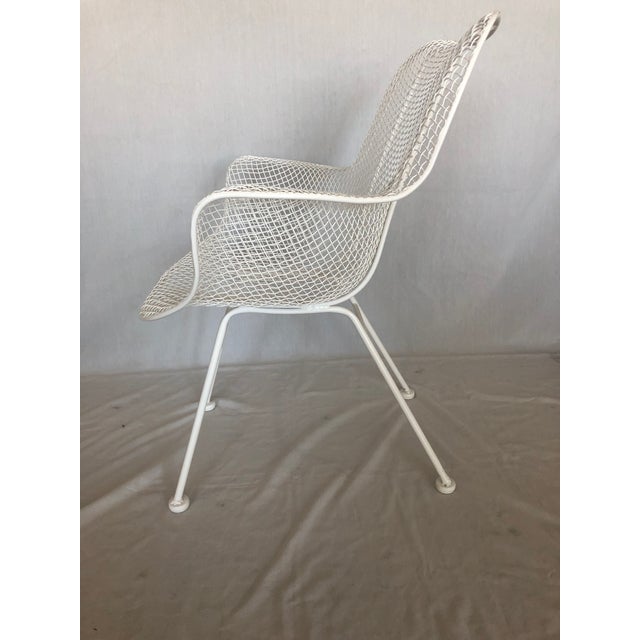 Metal 1960s Vintage White Sculptura Russell Woodard Patio Chairs- A Pair For Sale - Image 7 of 13