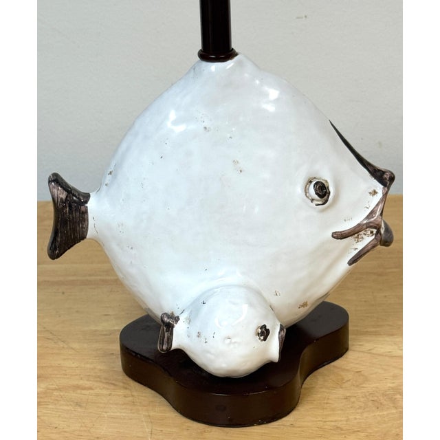 Mid-Century Modern Italian Pottery Fish Lamp by Ivo De Santis for Gli Etruschi, Florence, Small For Sale - Image 3 of 18