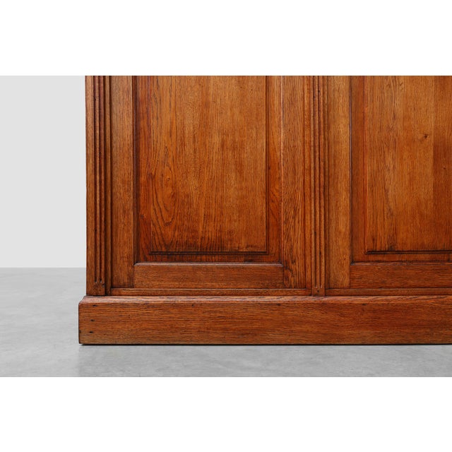 Large Mid-19th Century French Oak Bar Counter For Sale - Image 17 of 18