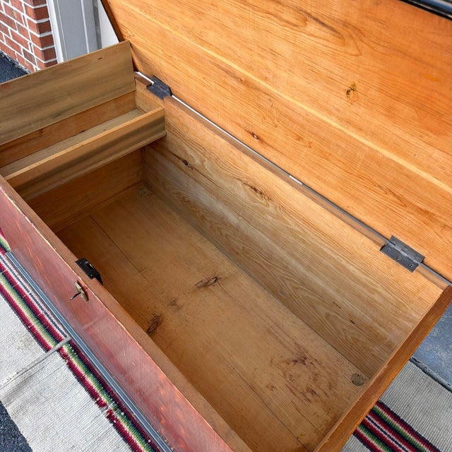 Antique 19th C. Manheim Pa Flame-Grain Painted Blanket Chest With Key For Sale - Image 13 of 18