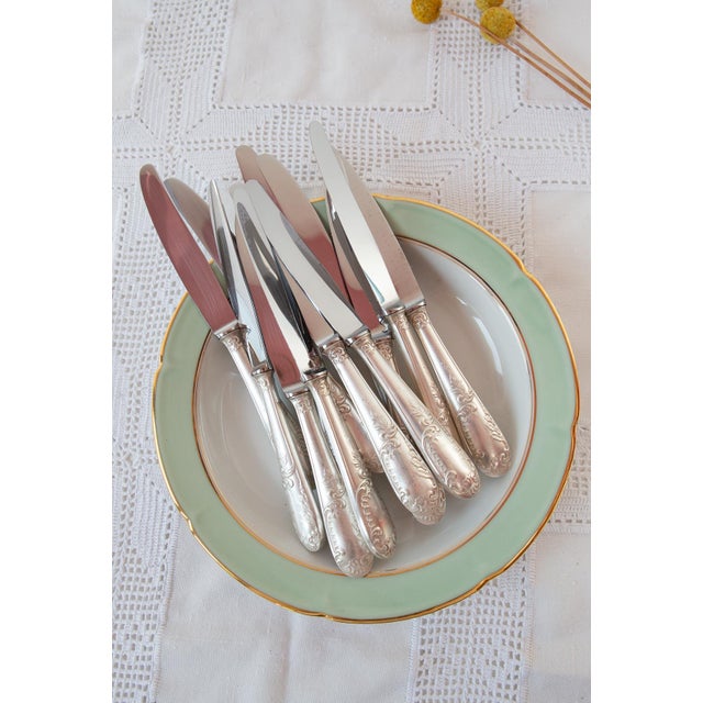 French Louis XV Style Entremet Knives by François Frionnet, 1940s, Set of 12 For Sale - Image 6 of 6