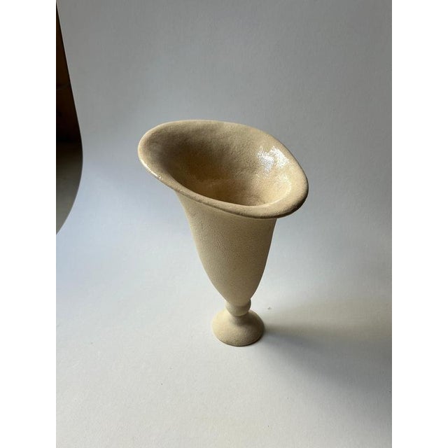 Cream Lys Sculptural Vase in Glazed Stoneware by Thalia Dalecky For Sale - Image 8 of 9