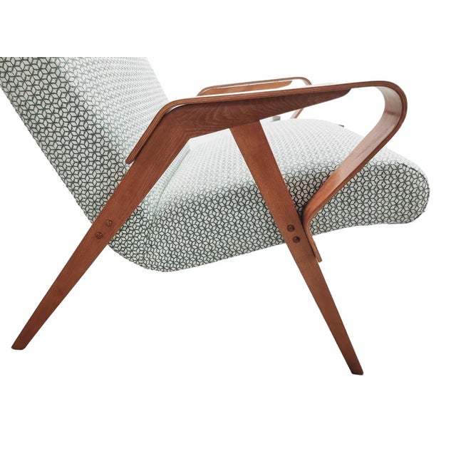 Mid-Century Modern Tatra Armchairs with Footrest, Former Czechoslovakia, 1960s, Set of 3 For Sale - Image 6 of 7