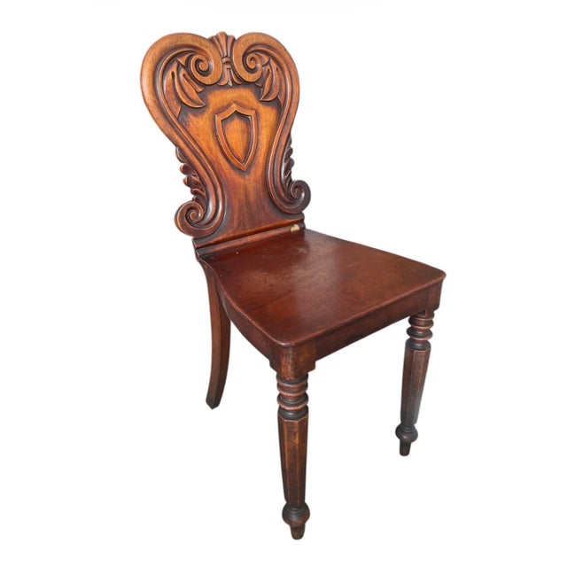 1970s Antique Neoclassical Style Carved Hall Chair With Shield Motif For Sale - Image 5 of 10
