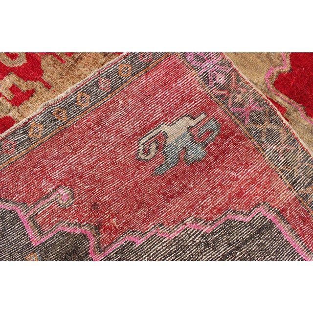 Mid 20th Century Bright Red and Taupe Vintage Turkish Oushak Rug With Dual Medallion Design For Sale - Image 9 of 10