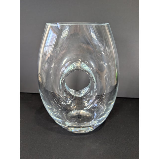 Transparent Crystal Vase, Modern, Jeff Leatham, Heavy, Hole in Center, 2010's. Mint For Sale - Image 8 of 8