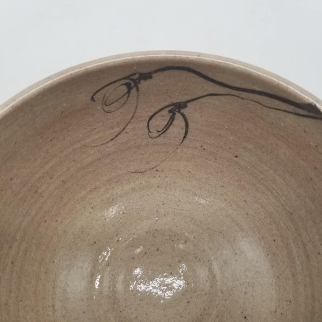 Cream Vintage Seto Ware Tea Bowl by Ito Yuu, Hachioji Kiln – With Wooden Box For Sale - Image 8 of 17