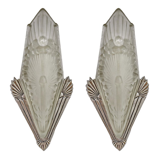 A Pair of French Art Deco Wall Sconces by Charles Schneider 1930s France - 4 Available For Sale