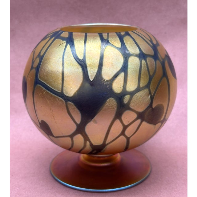 Here we have a super Durand vase in a gold with heart and vines , a very unusual shape , 5.5" tall and 5" wide , very good...
