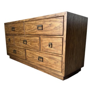1970s Mid-Century Modern Drexel Solid Pecan 7-Drawer Dresser For Sale