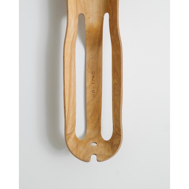 Mid-Century Wooden Leg Splint in Plywood by Charles & Ray Eames for Evans, USA, 1940s For Sale - Image 4 of 6