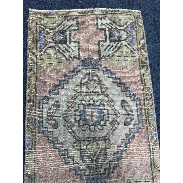 Turkish Yastik Rug 1'7" x 3'3" For Sale - Image 4 of 5